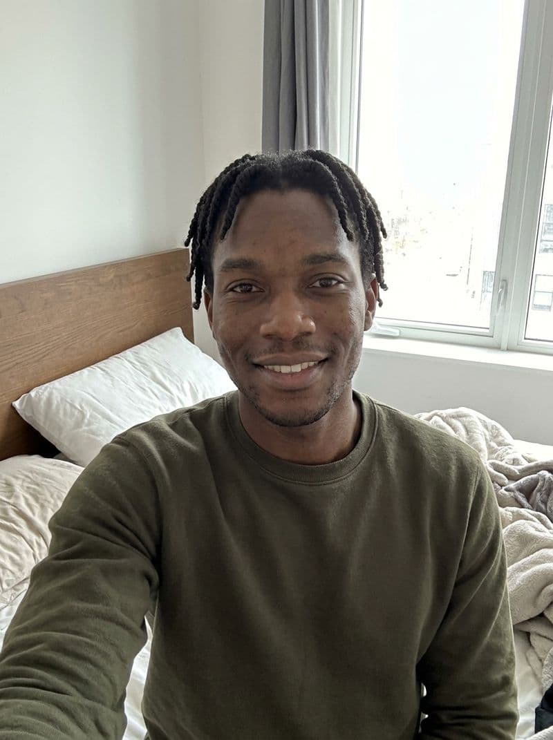 Example selfie upload for AI model headshot