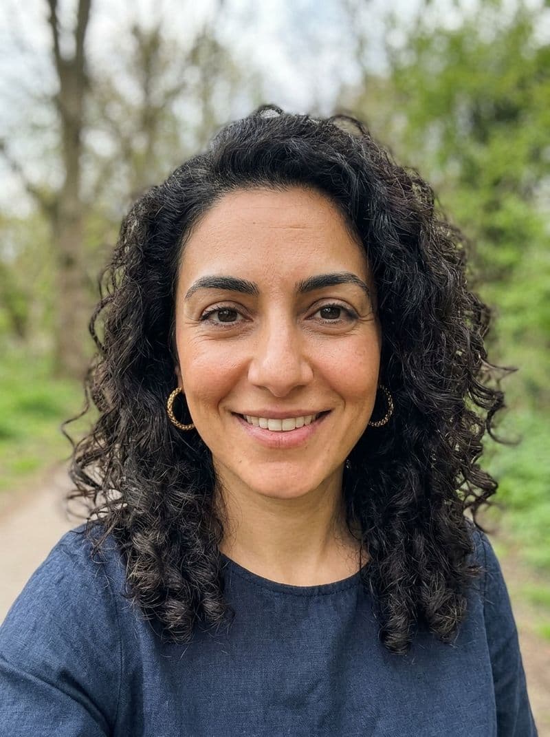 Example selfie upload for AI therapist headshot